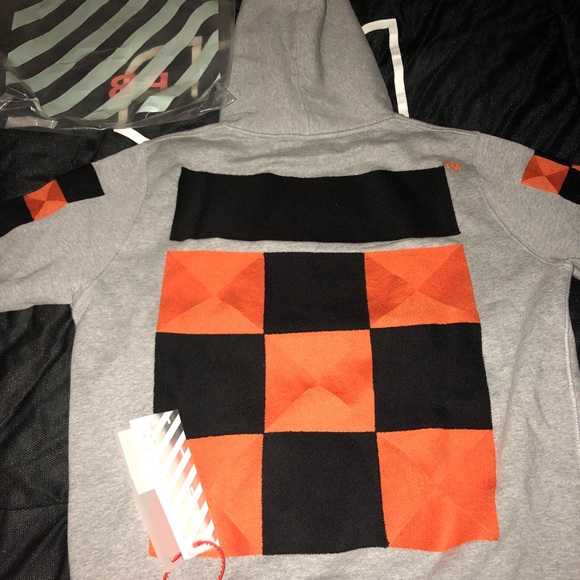 Off-white checkered hoodie - Picture 2 of 8